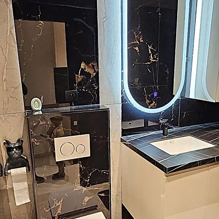 Luxe شقة